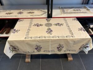 EL BASKISI KARE MASA ÖRTÜSÜ 150 X 150 CM - Görsel 3